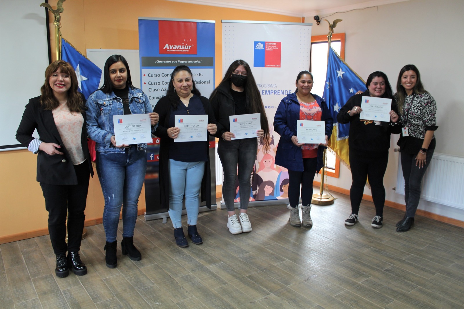 DPP de Ultima Esperanza y SERNAMEG destacan la autonomía de las mujeres en curso de conducción