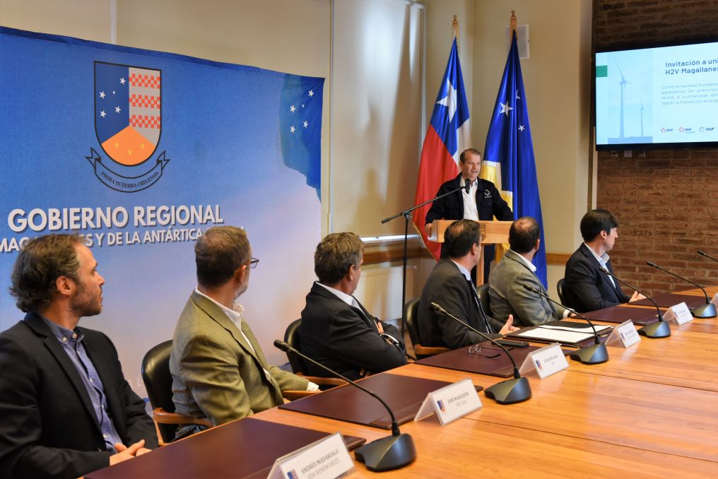 ENAP anuncia desarrollo de proyecto piloto de Hidrógeno Verde en Cabo Negro