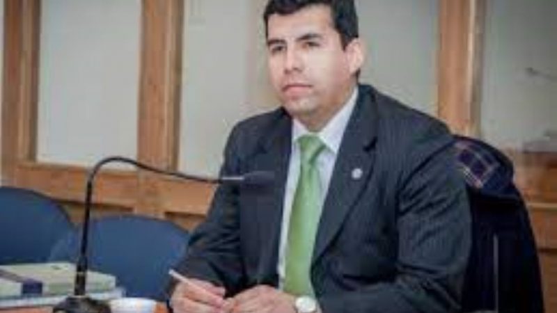 Destituyen al fiscal Manuel Soto de la Fiscalía de Punta Arenas en medio de denuncias y sumarios internos