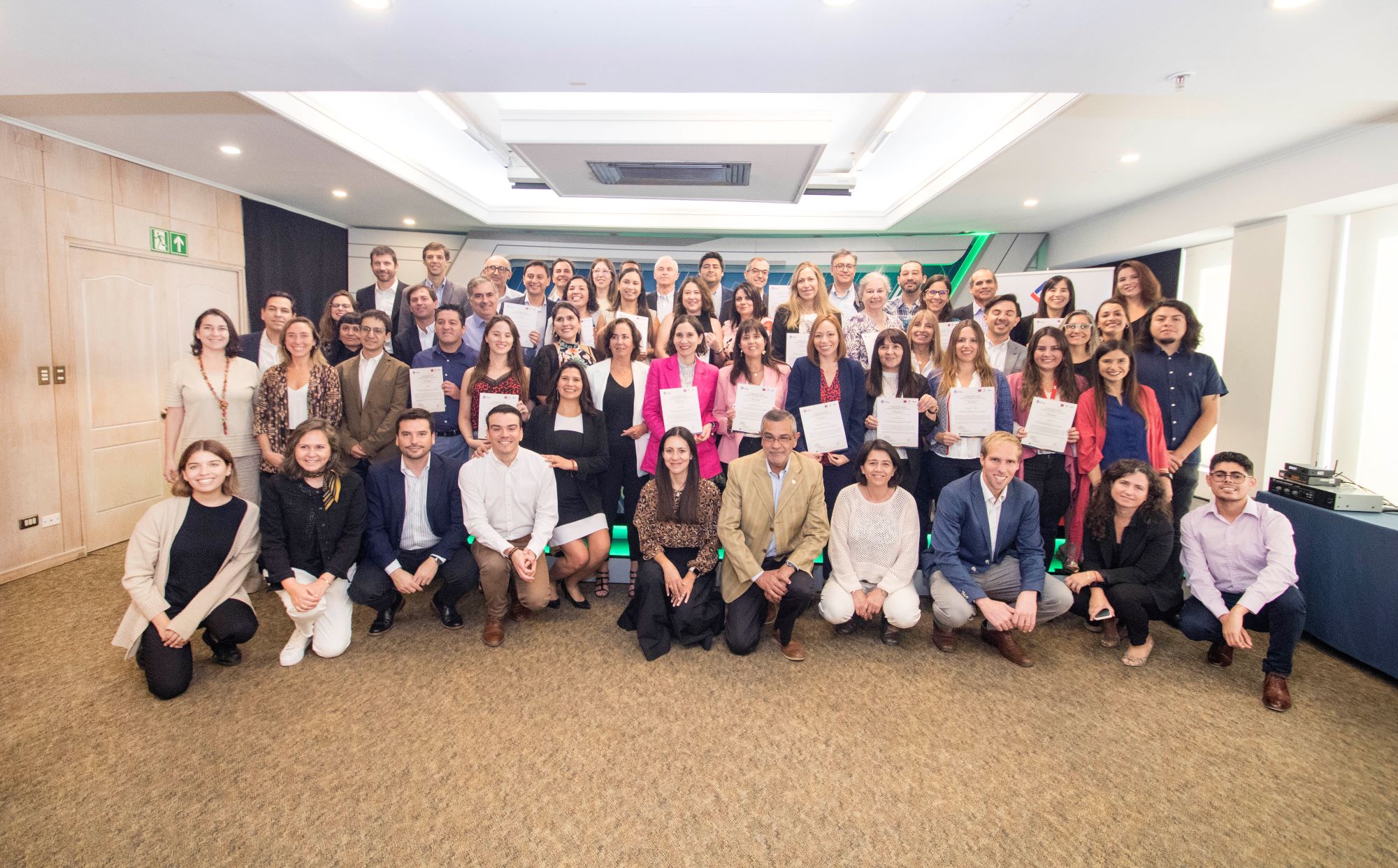 Certifican Acuerdo de Producción Limpia que lanzó la primera Ecoetiqueta del reciclaje en Chile
