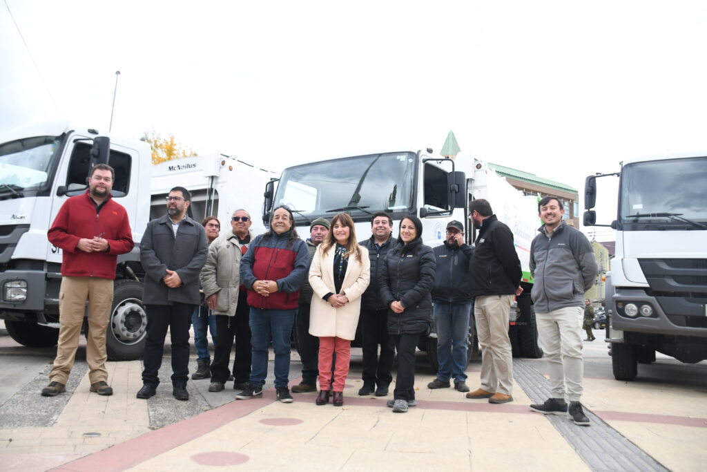 Llegaron a Puerto Natales nuevos camiones recolectores de residuos adquiridos por la Municipalidad