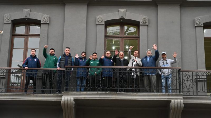 Entrenadores y profesores magallánicos son certificados en proyecto FIFA “Football For School Punta Arenas”