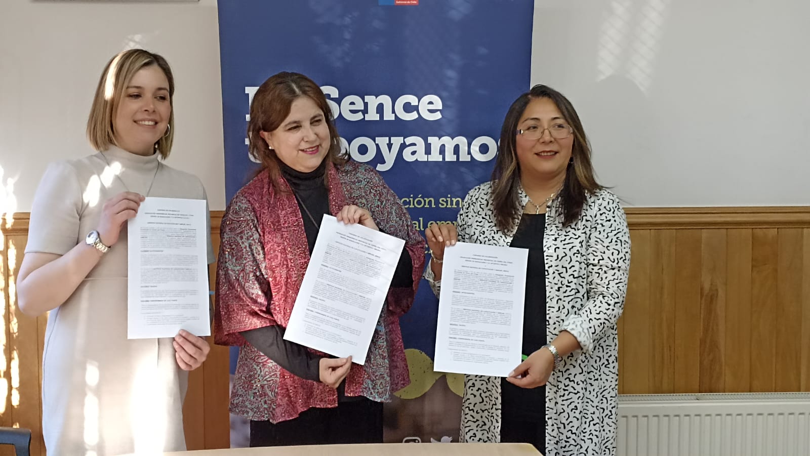 SENCE y Delegación Presidencial de Tierra del Fuego firman importante convenio de colaboración