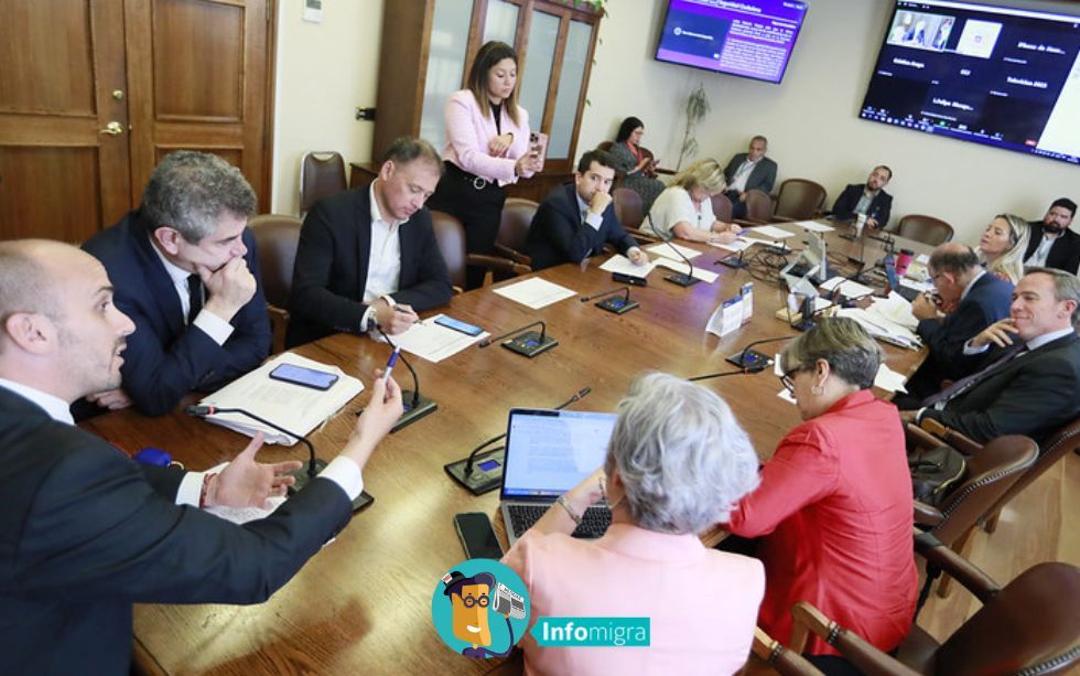 Cámara de Diputados continúa debate de proyecto de ley que endurece las penas y sanciones contra inmigrantes irregulares