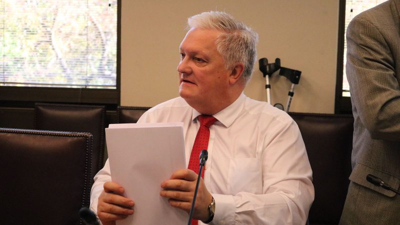 Senador Kusanovic vota a favor del proyecto de ley “Nain-Retamal” 