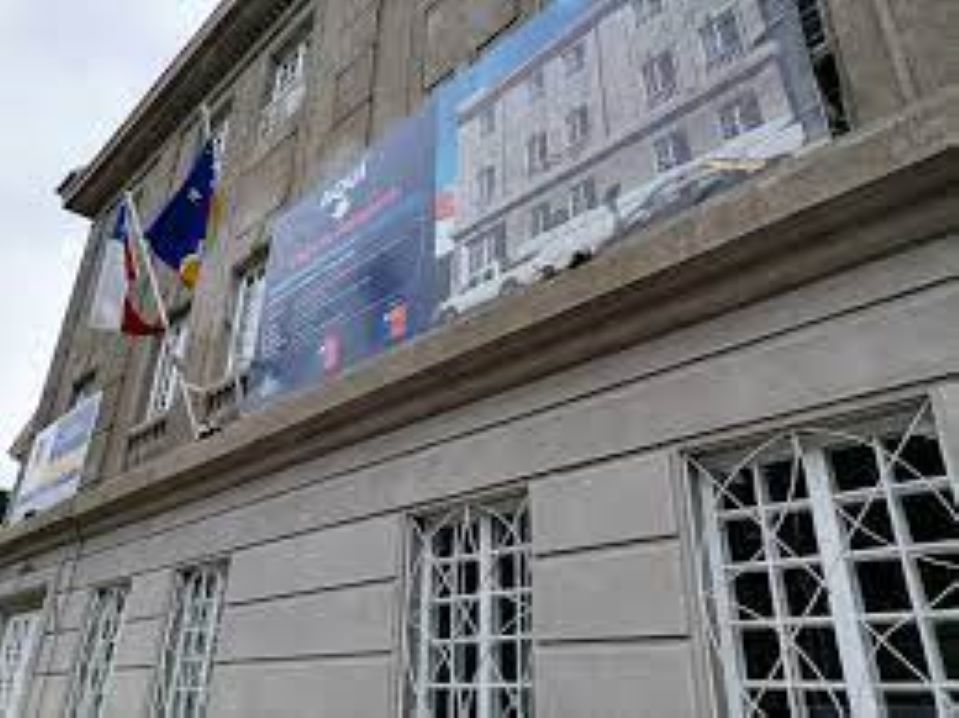 Se aseguran condiciones para continuidad del empleo de trabajadores del salmón en Porvenir | Delegación Presidencial Regional informa