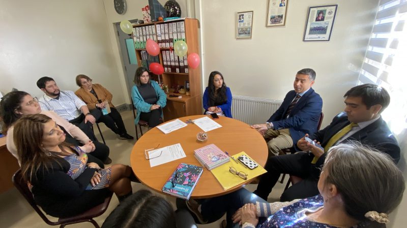 SLEP Magallanes invita a equipo directivo de la Escuela 18 de Septiembre a trabajar por la nueva Educación Pública