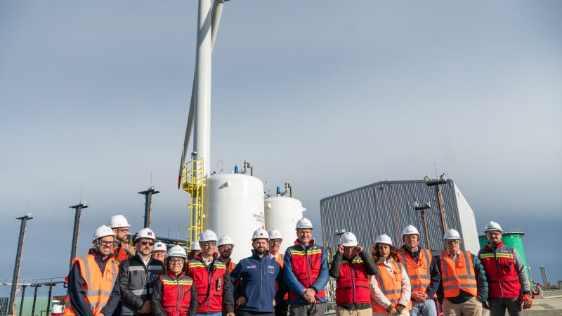 Presidente Boric visita planta demostrativa de e-Combustibles de HIF Global