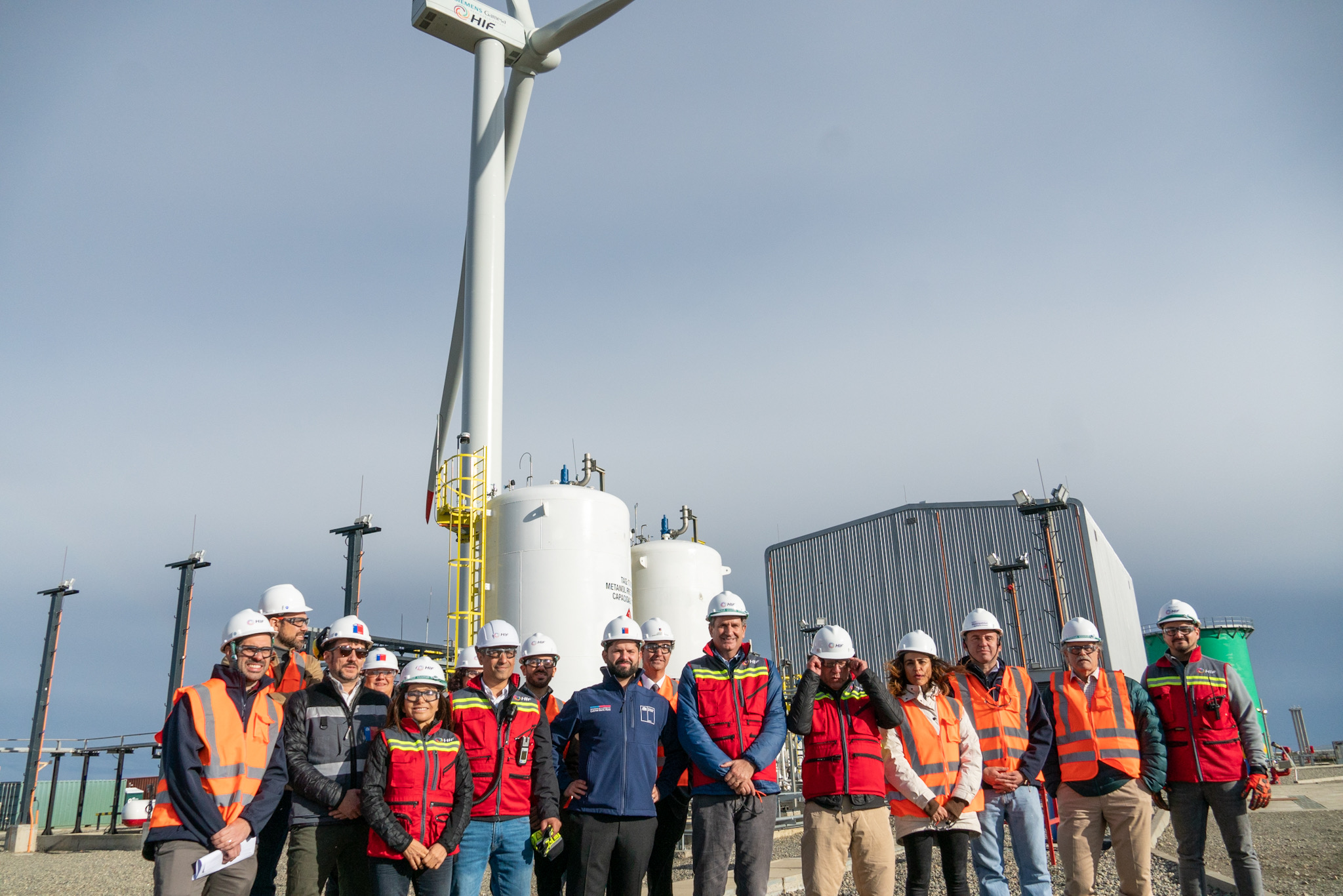 Presidente Boric visita planta demostrativa de e-Combustibles de HIF Global
