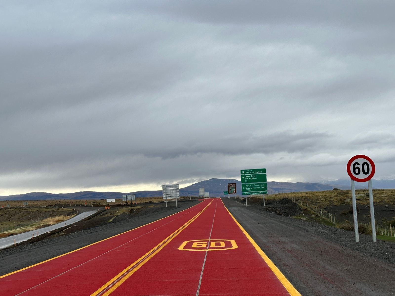 Habilitan a tránsito nueva ruta que comprende 17 kilómetros entre Cerro Castillo y Bifurcación Ruta Y-150