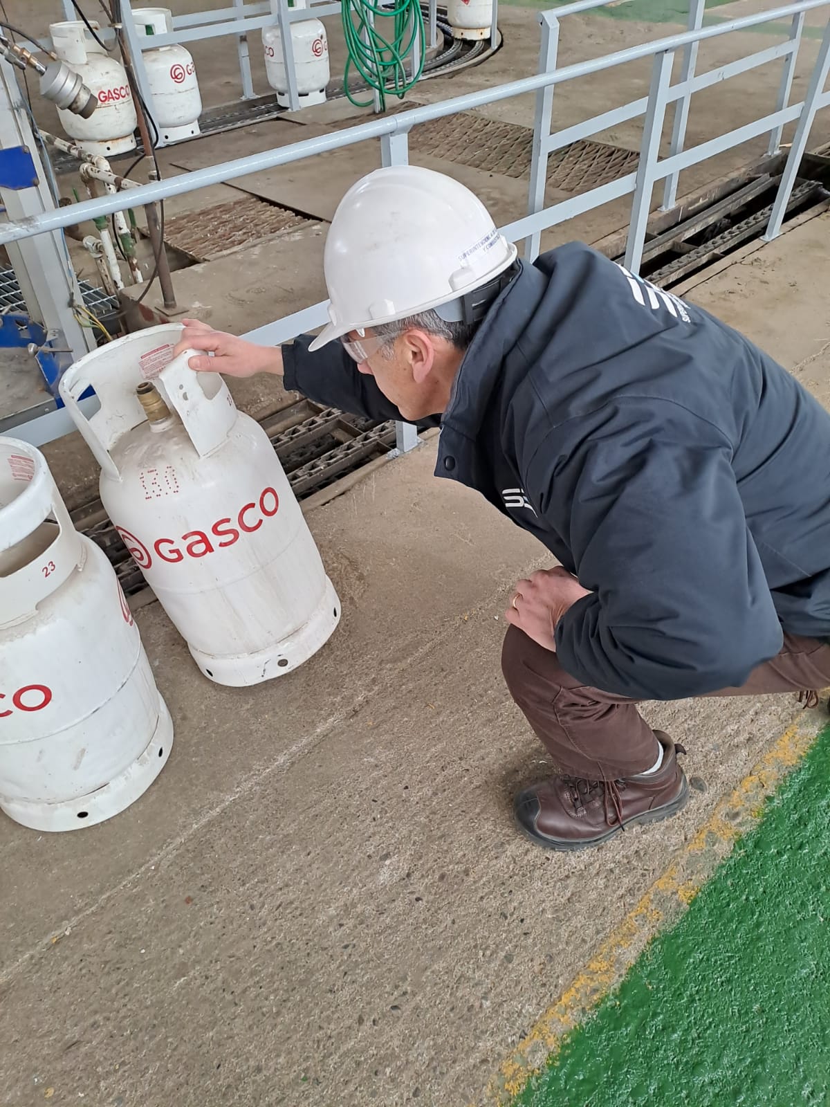 SEC Magallanes fiscaliza Planta de Gas Licuado de Petróleo para garantizar calidad del combustible a la comunidad