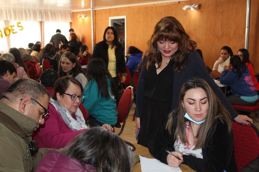 Delegación Provincial de Ultima Esperanza y SEREMI de la Mujer lideraron diálogo social «Hablemos de Cuidados»