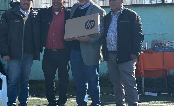 Pescadores artesanales de CONDEPP se modernizan con capacitación digital y nuevos equipos de computación