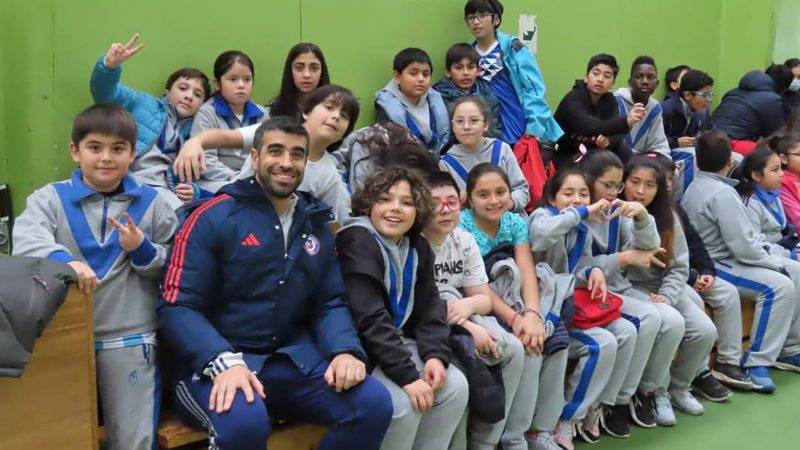 Ignacio Cabral encabezó clínicas deportivas para niños, niñas y jóvenes | Consejero fueguino destacó visita del director técnica de la Selección Nacional de Futsal