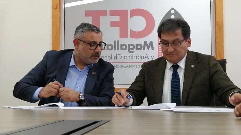 UMAG y CFT de Magallanes firman convenido para dar continuidad académica de egresados técnicos a profesionales