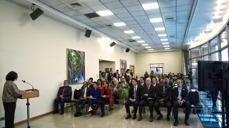 Presentan dos nuevos libros antárticos para potenciar la divulgación del Continente Blanco