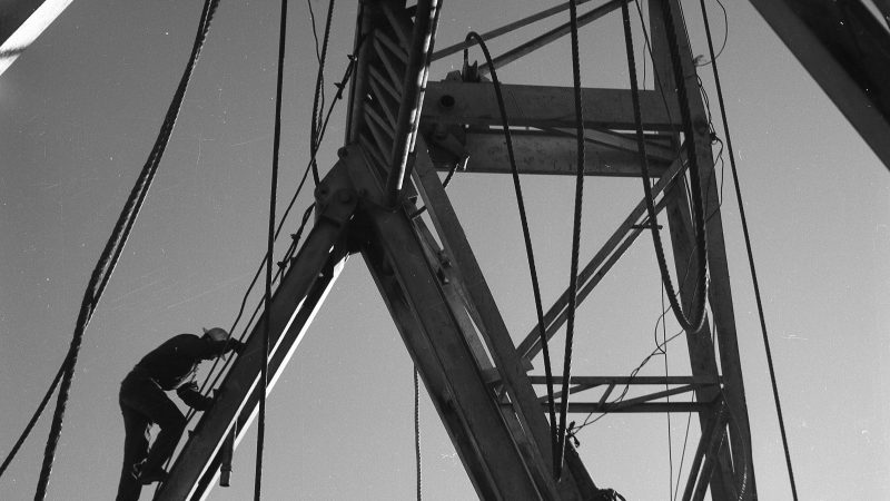 El 24 de julio de 1961 fue creado el Comando Unido de los Trabajadores de la Empresa Nacional del Petróleo