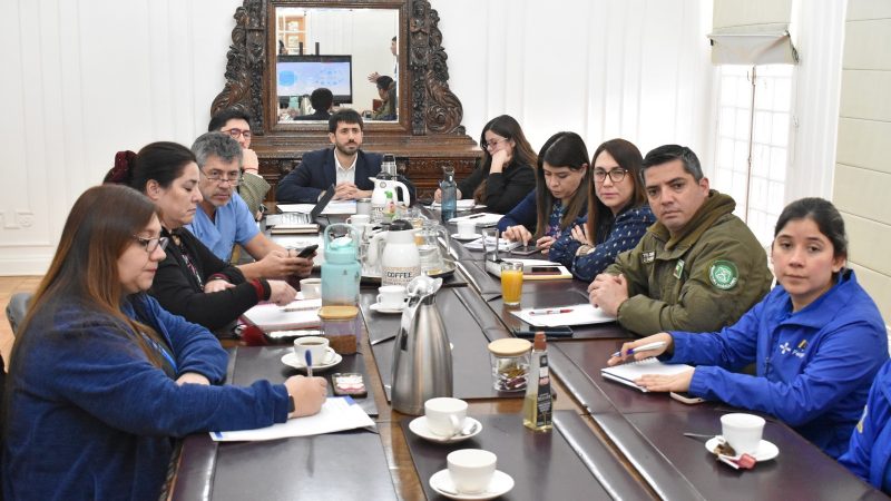 Buscan prevenir actos agresivos contra funcionarios de la salud | Durante 2023, 46 episodios registrados y en 2022 fueron 111, constató la Mesa para la Seguridad en Salud en Magallanes