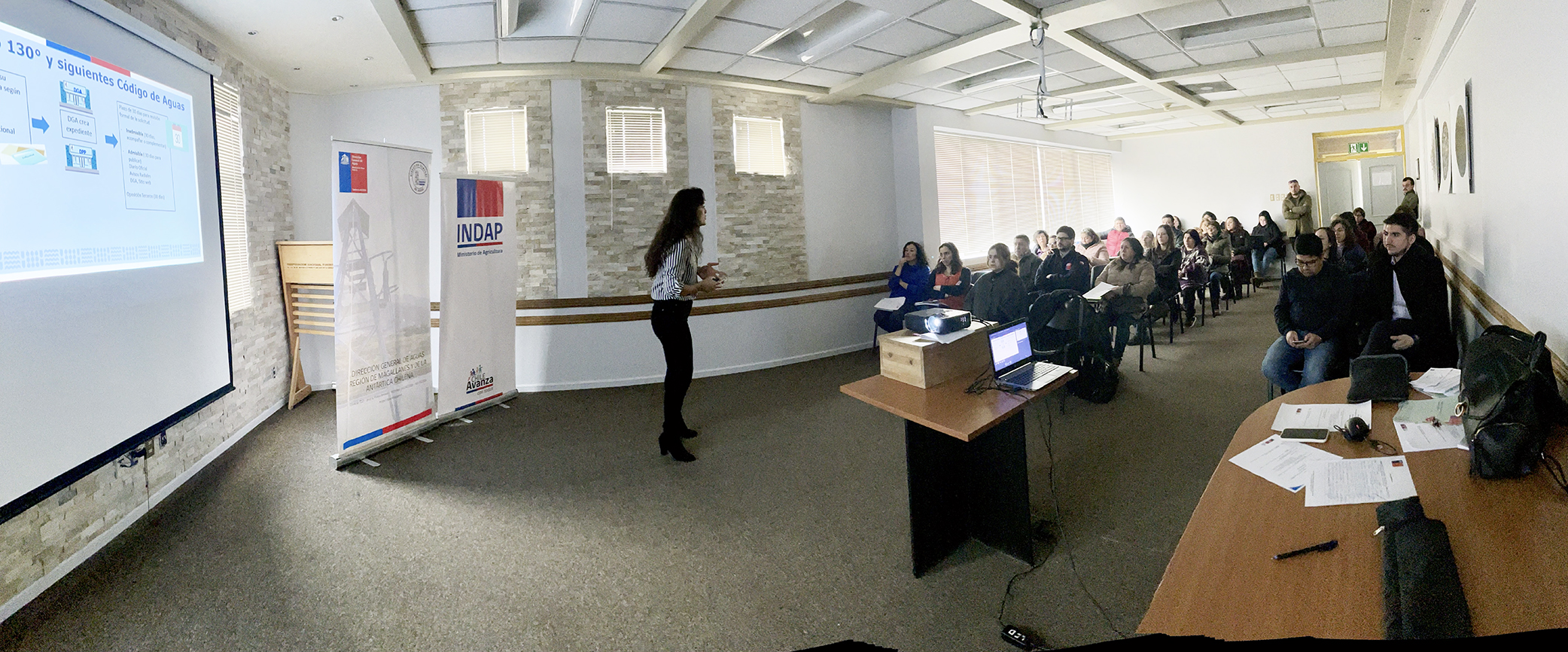 Agricultoras de INDAP conocen responsabilidades y desafíos del Código de Aguas para preservar el recurso hídrico en la región de Magallanes