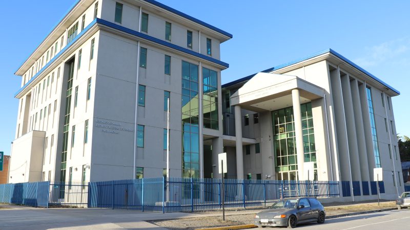 TOP de Punta Arenas condena a 700 días de pena remitida a autor del delito consumado de abuso sexual de menor de 14 años