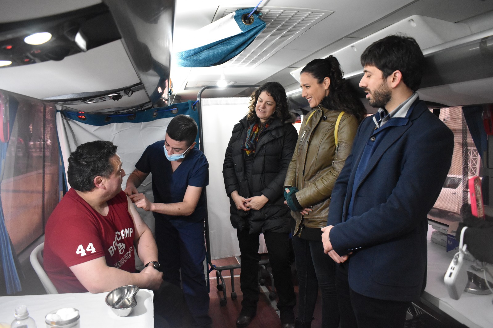 Vacunación en terreno comprobó Subsecretaria de Salud en Punta Arenas, como parte de su visita a Magallanes