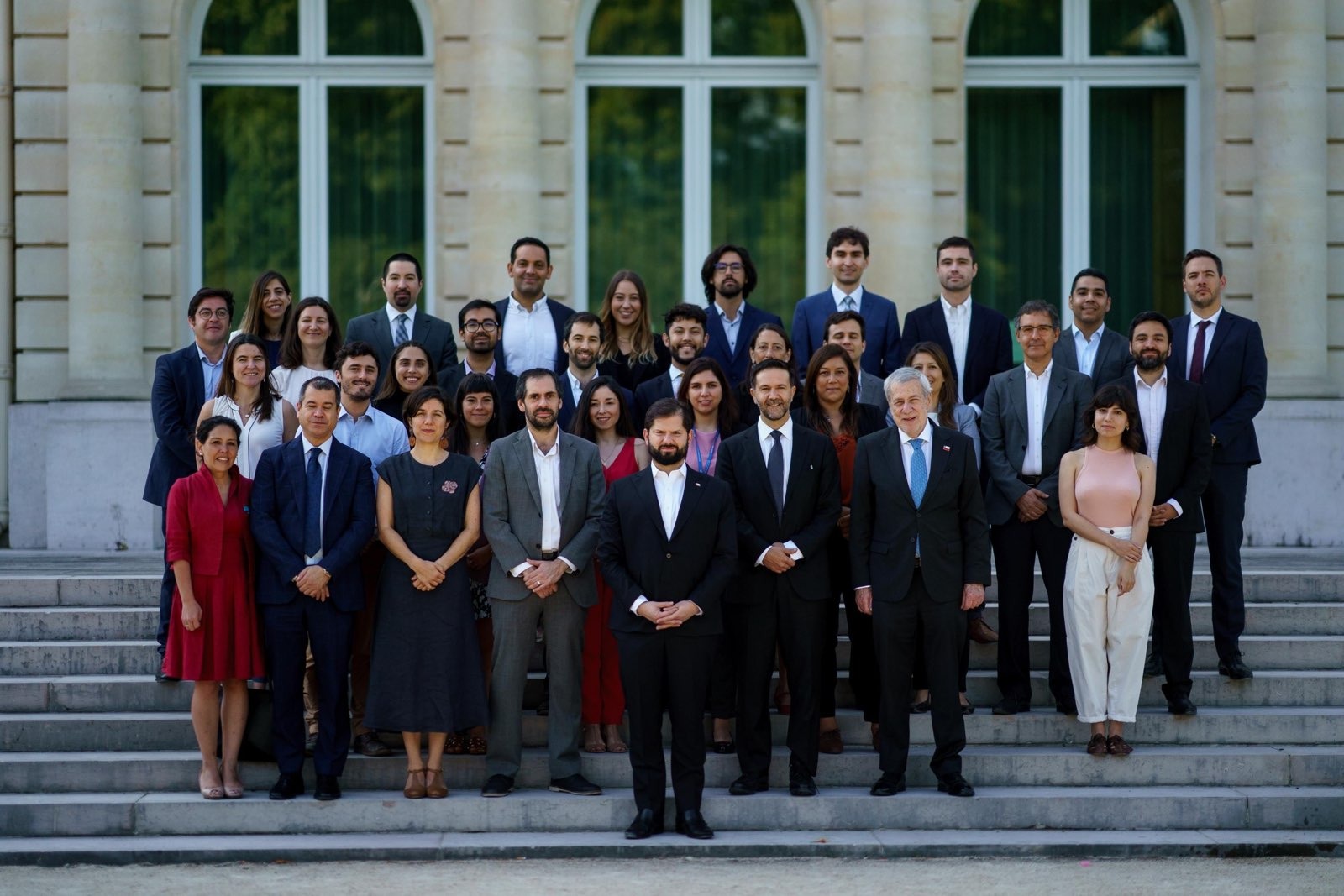 Ministra Etcheverry visita OCDE en París: intereses comunes incluyen Inteligencia Artificial, Prospectiva y Democracia