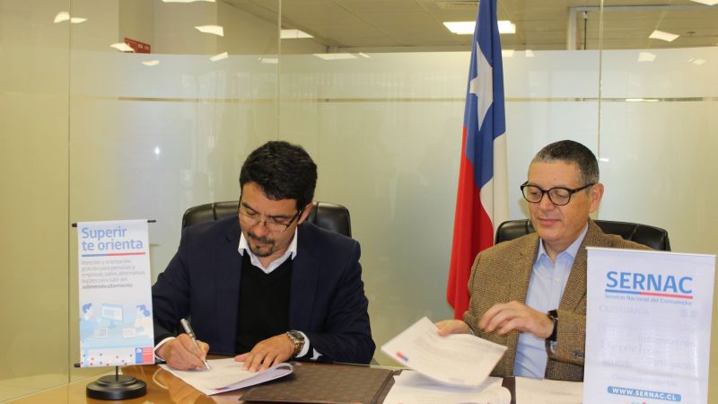 SERNAC y SUPERIR firman convenio para fortalecer apoyo a los consumidores