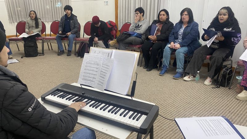 Sindicato de Trabajadores de ENAP Magallanes pone a disposición su Sede Comunitaria para ensayos de la obra musical “Nuestra Madre Grande”