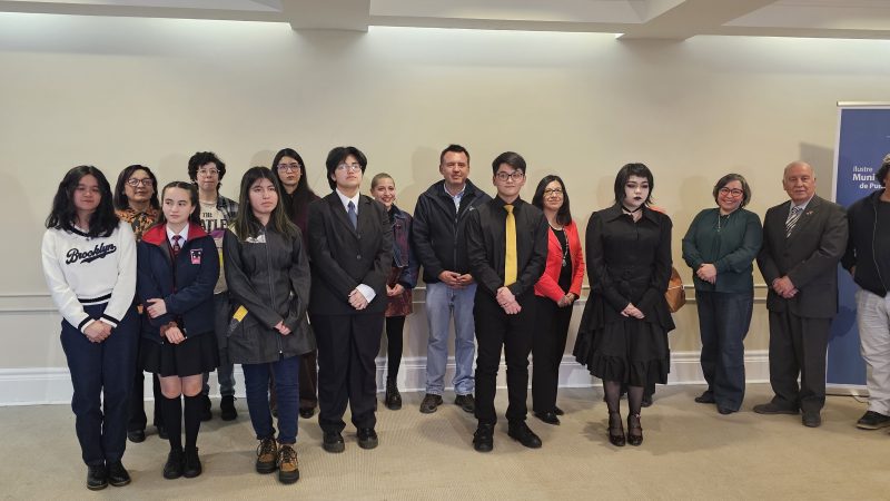 Municipio de Punta Arenas realizó la premiación de la VII versión del concurso literario «Una Mujer, una historia»