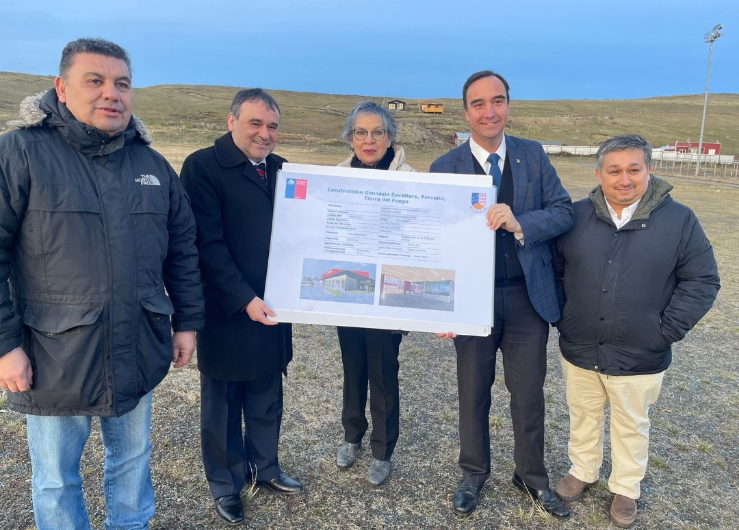 En enero del 2025 será entregada la construcción del Gimnasio Padre Mario Zavattaro de Porvenir