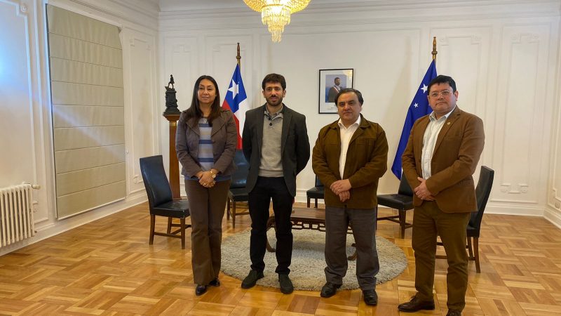 Sindicato de Trabajadores de Enap Magallanes planteó deficiencias de la empresa a Delegado Presidencial en busca de mejorar condiciones de seguridad laboral.