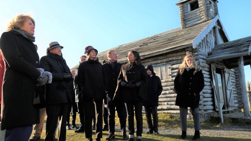 Presidente de Italia conoció la historia y la ubicación estratégica de la región de Magallanes en Fuerte Bulnes en el Parque del Estrecho