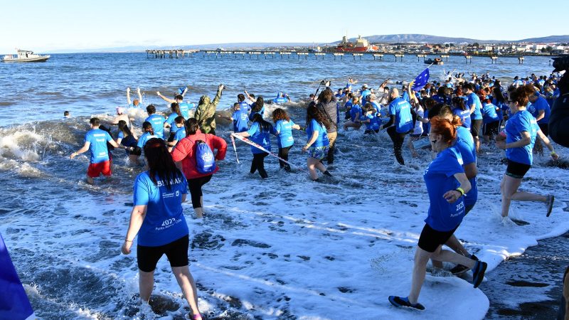 Más de 15.000 personas disfrutaron del Chapuzón 2023 en la Costanera de Punta Arenas