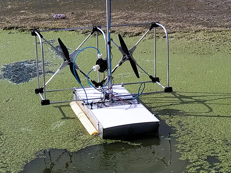 Con barco a control remoto miden gases de efecto invernadero en lugares inalcanzables del sur de Chile