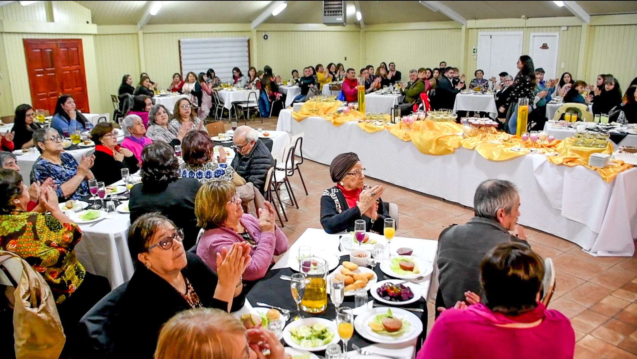 Alcaldía Ciudadana homenajeó a dirigentes sociales por su amplia trayectoria en Puerto Natales