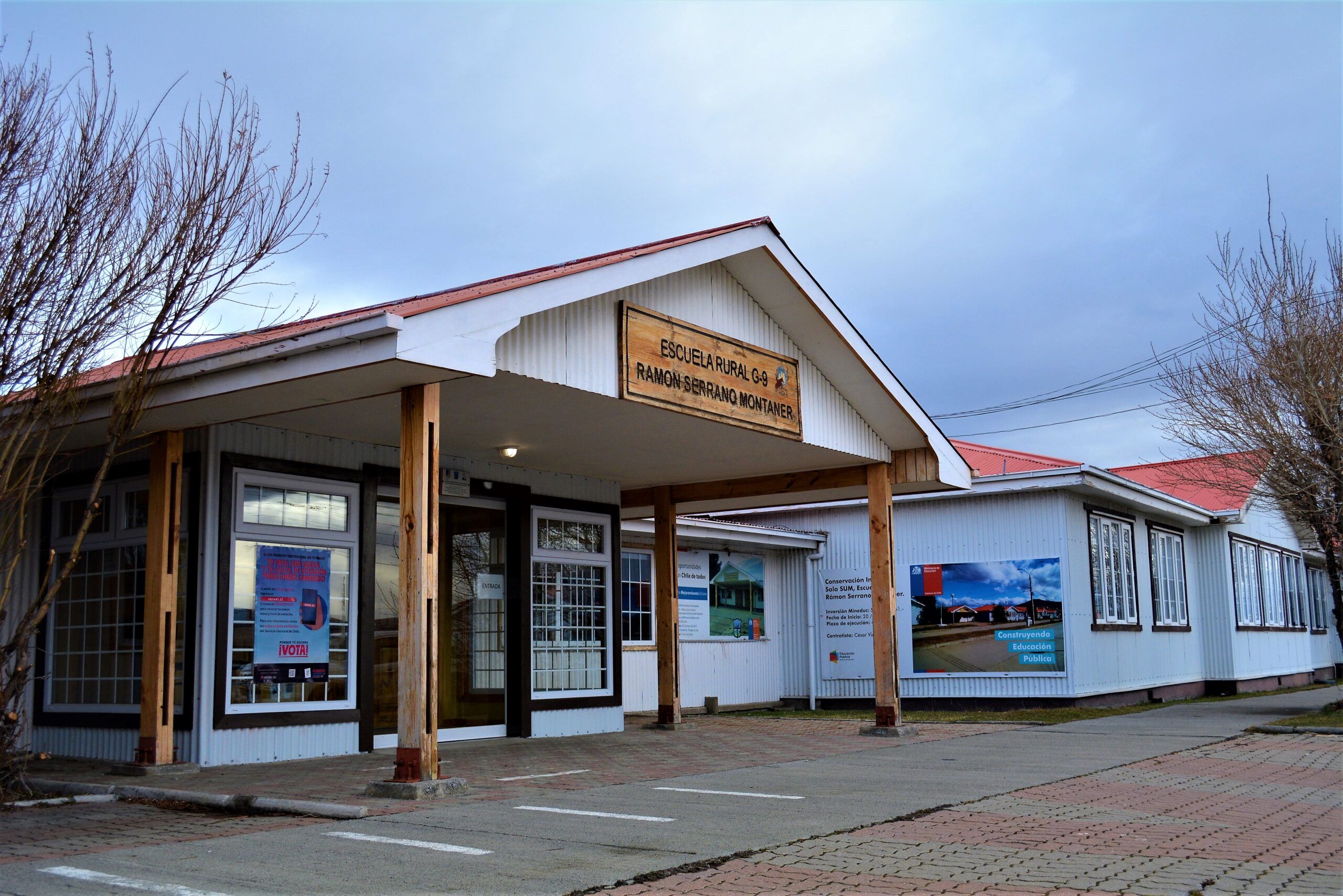 Mejorarán infraestructura de escuelas de la comuna de Torres del Paine