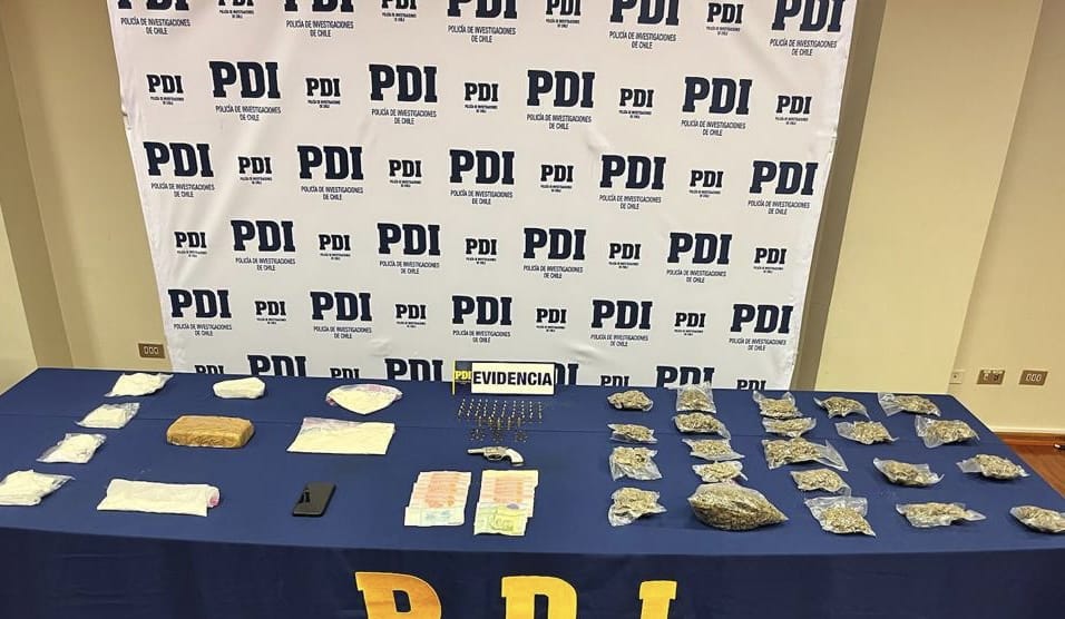 PDI detuvo en el aeropuerto de Punta Arenas a un sujeto por el delito de tráfico ilícito de drogas