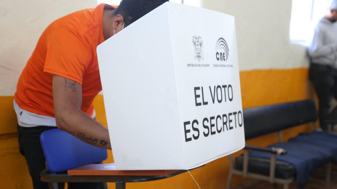 Segunda vuelta presidencial en Ecuador enfrentará a Luisa González y Daniel Noboa el 15 de octubre