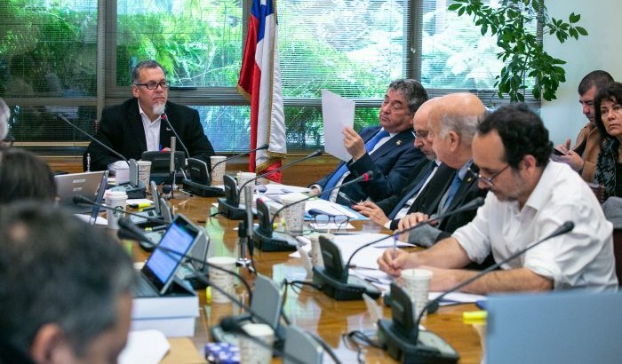 Comisión de Hacienda del Senado analiza marco normativo sobre transferencias de recursos de los Gobiernos Regionales