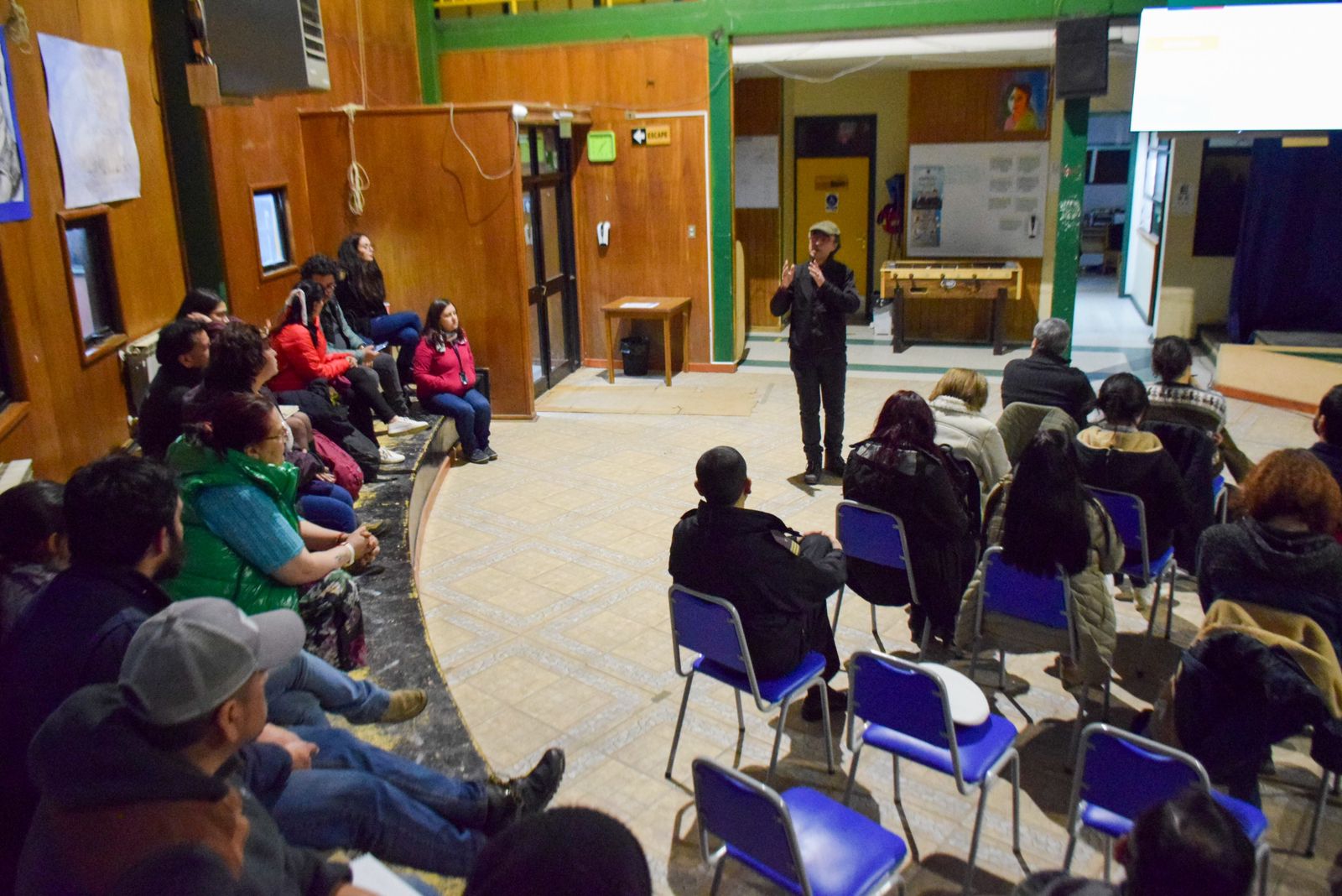En Puerto Williams: SEREMI de Transporte Rodrigo Hernández da a conocer detalles de los subsidios de transporte que operan en la provincia Antártica Chilena