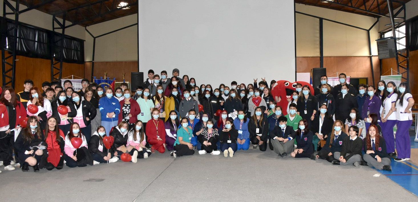 Primera Feria de Salud Cardiovascular realizaron estudiantes de 7 liceos y colegios con la SEREMI de Salud de Magallanes