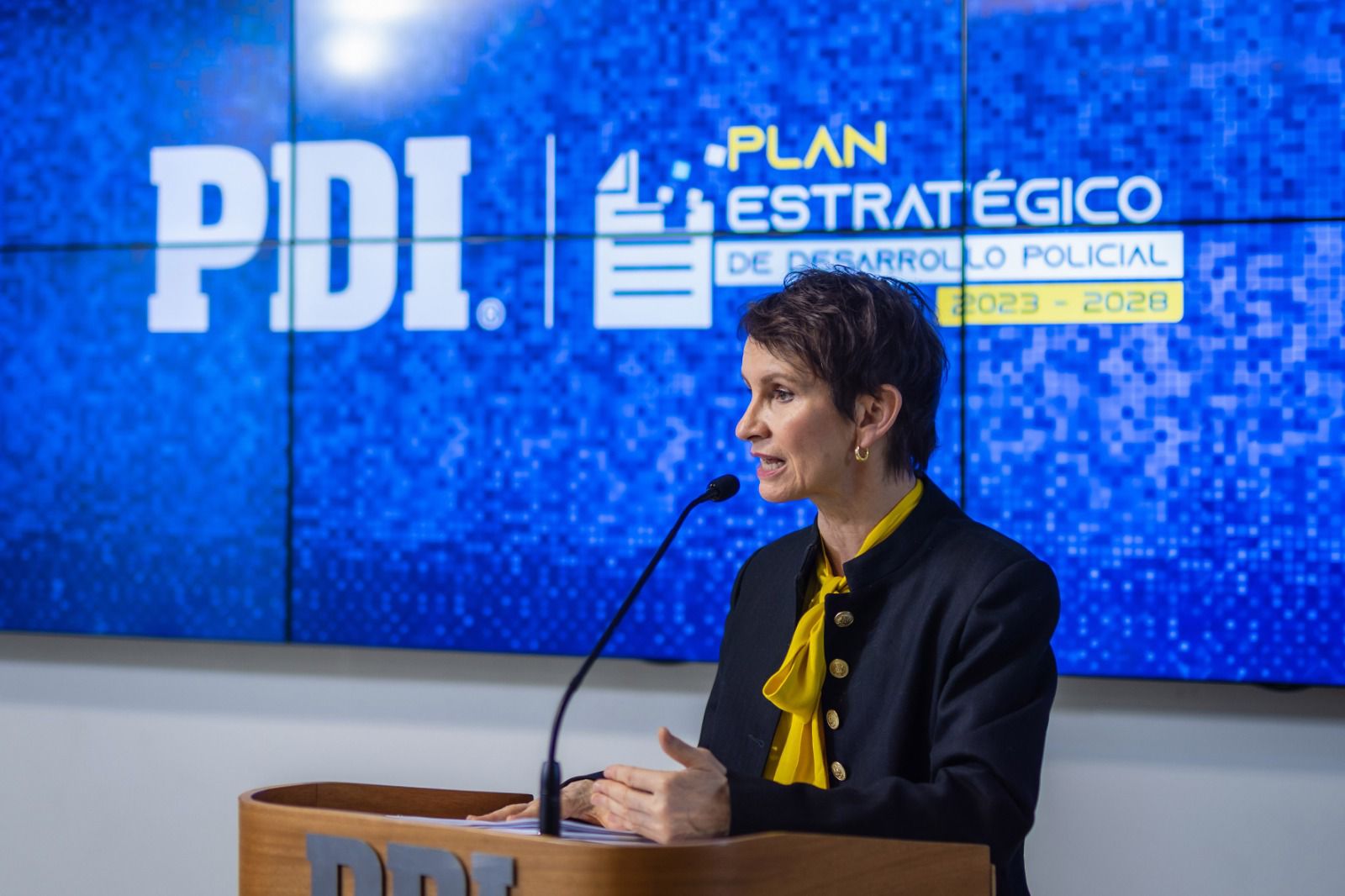 Ministra del Interior destaca rol de la PDI en combate contra el crimen organizado y en materia migratoria, durante presentación del plan estratégico 2023 – 2028