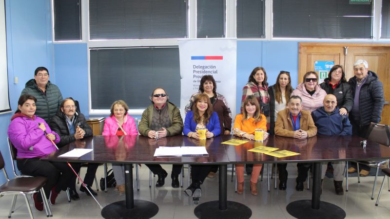 Alcaldesa Antonieta Oyarzo y Delegada Provincial Romina Alvarez lanzan en Puerto Natales colecta anual de AGACI | “Dejar una Huella Positiva, Está en Tus Manos”