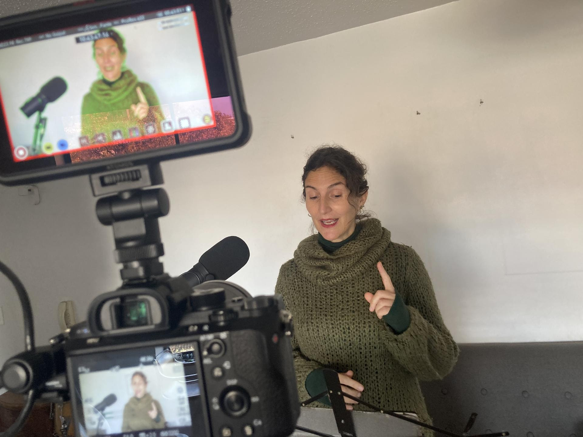Francisca Imboden es la voz del audiolibro “Magallanes en 100 Palabras”