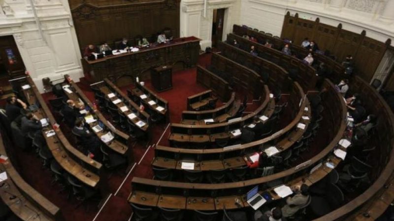 Consejo Constitucional avanza en reducir derechos sociales y garantías obtenidas en los recientes decenios en Chile