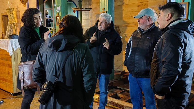 “Minga de Colo”: empresas y profesionales se unen en torno a la restauración de la Iglesia San Antonio de Colo en Quemchi, Chiloé