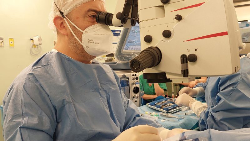 Hospital Clínico de Magallanes continúa reduciendo listas de espera oftalmológica GES, mediante licitación de horas médicas