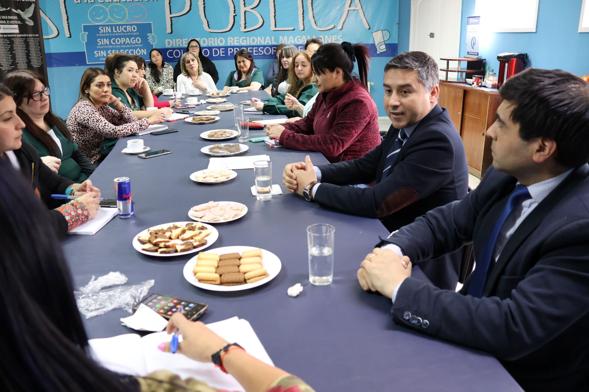 Reunión de trabajo entre el Servicio Local de Educación Pública y las Educadoras de Párvulos de Magallanes
