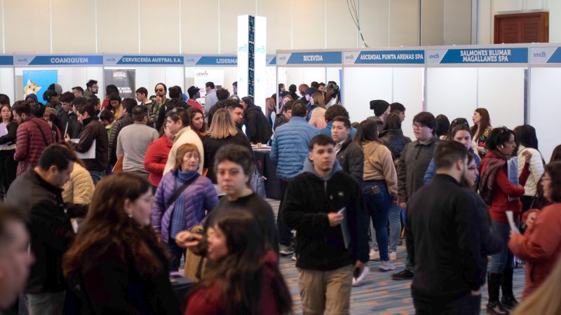 Gran interés generó la Feria Laboral Sence con más de mil postulantes en busca de un oportunidad laboral