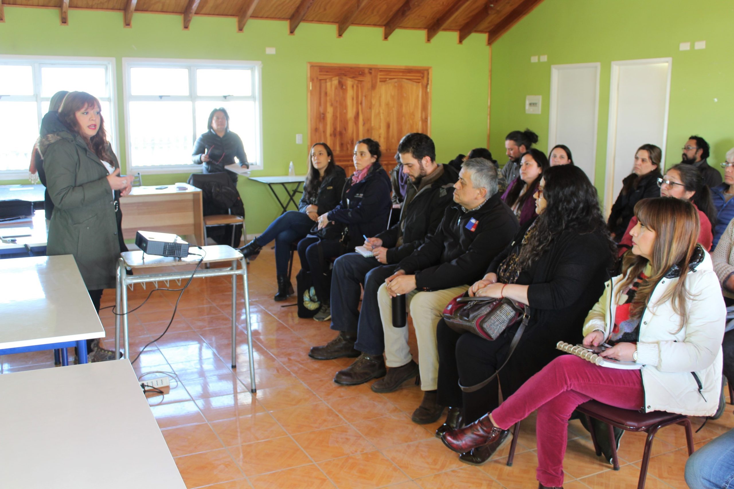 En Gobierno en Terreno la Delegación Presidencial de Ultima Esperanza dialogó con habitantes de los Huertos Familiares de Puerto Natales